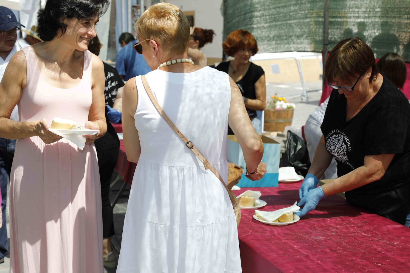 Más de 1.500 visitantes disfrutan de oferta de dos elaboradoras locales, una de Tudela y otra de Cantabria