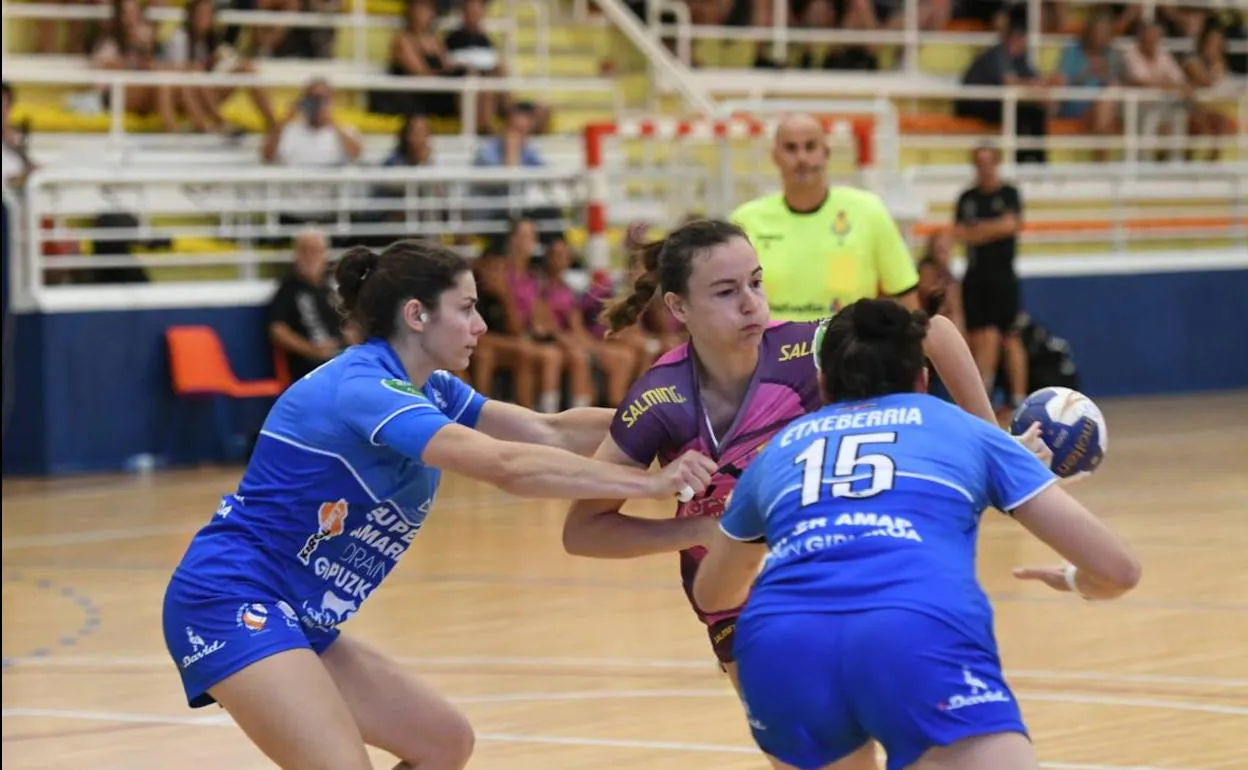 Teresa Álavrez en el partido de semifinales ante el Bera bera