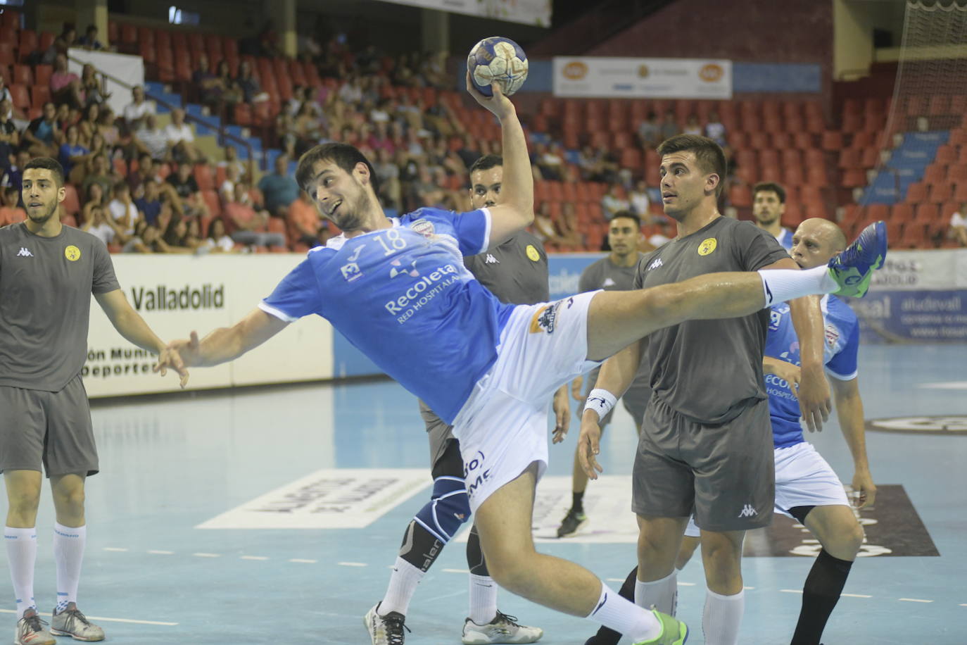 Fotos: Recoletas Atlético Valladolid 28 - 23 BM Villa Aranda