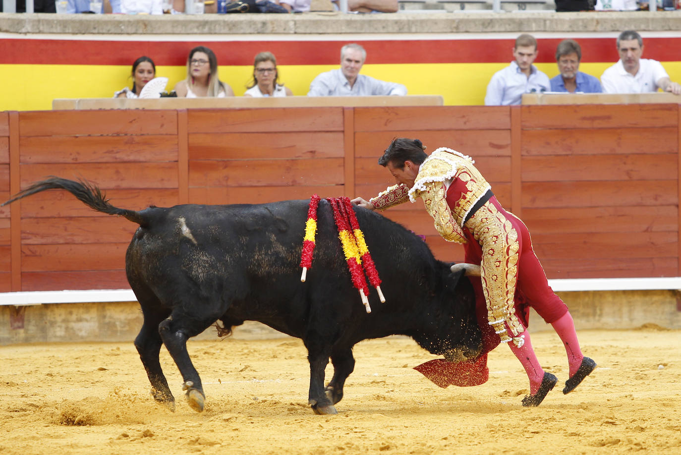 Fotos: Primera de abono de las Ferias y Fiestas de San Antolín 2019