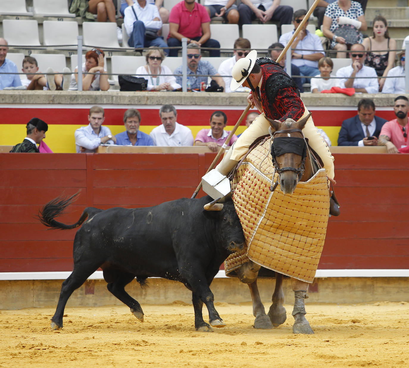 Fotos: Primera de abono de las Ferias y Fiestas de San Antolín 2019