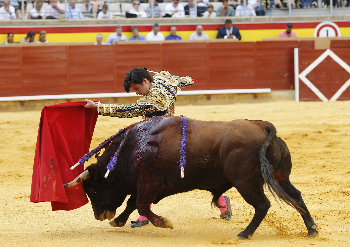 Fotos: Primera de abono de las Ferias y Fiestas de San Antolín 2019