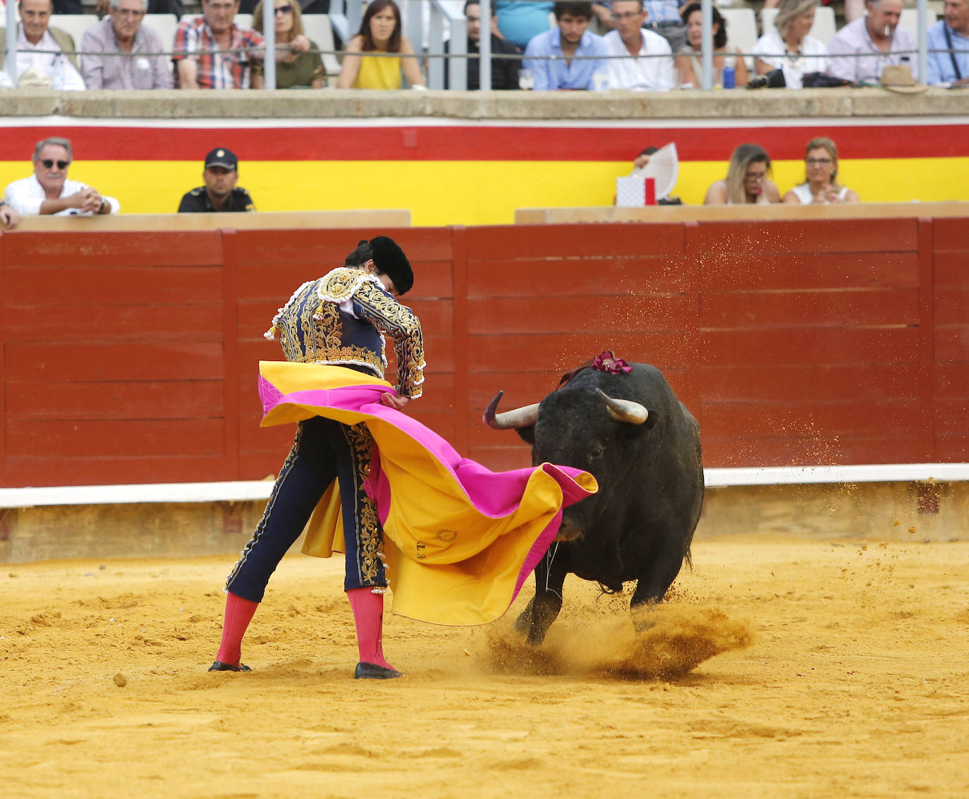 Fotos: Primera de abono de las Ferias y Fiestas de San Antolín 2019