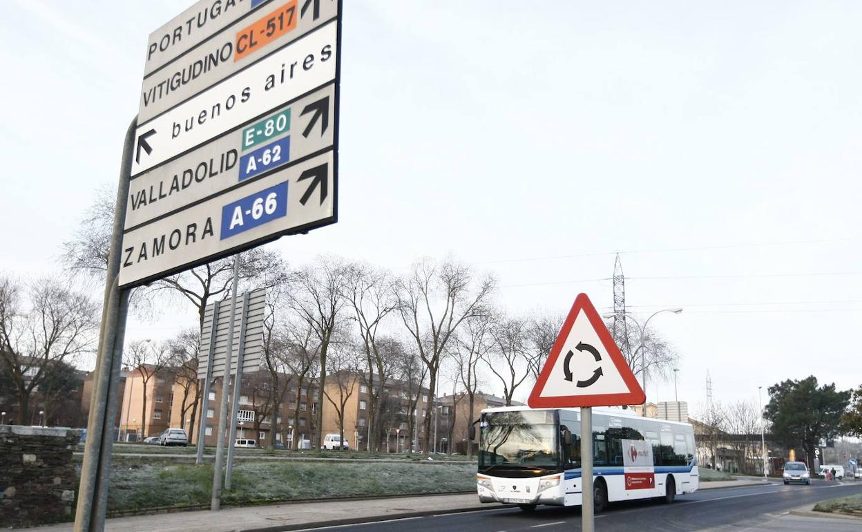 Cuatro calles de Salamanca figuran en la 'lista negra' de una empresa de envíos