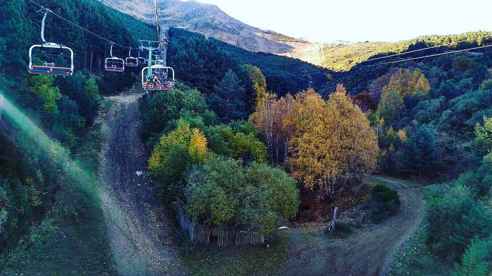 Pista para montar en bicicletas en la estación de La Pinilla.