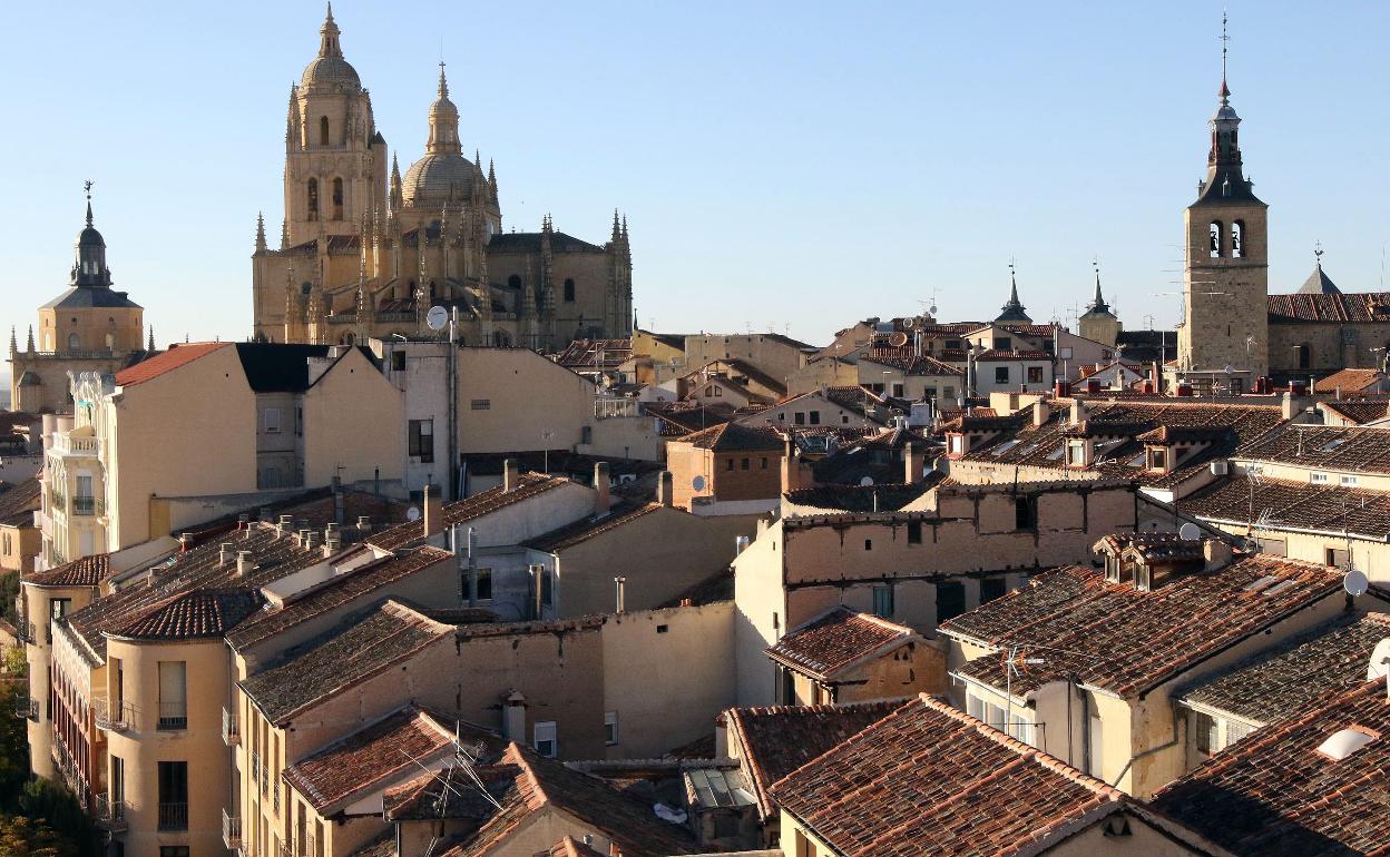 Vista de parte del casco histórico de Segovia. 