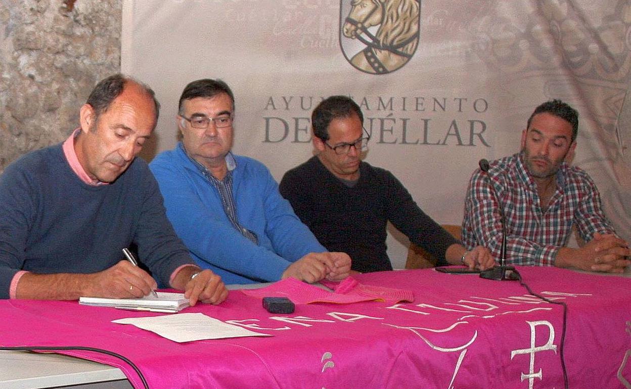 Francisco Salamanca (i), en el debate sobre los encierros de hace dos años.