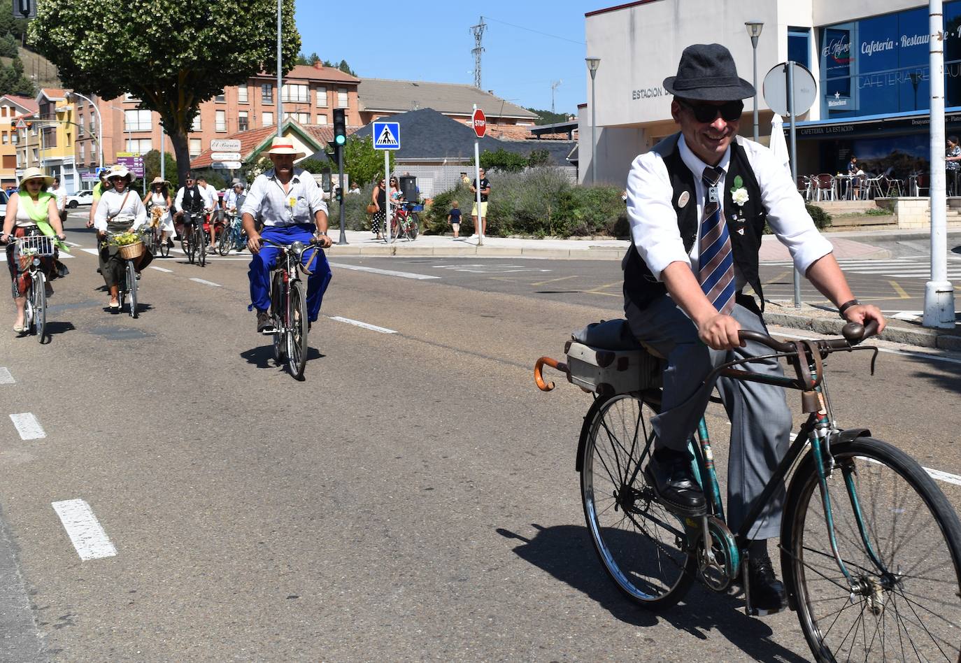 Fotos: Las bicicletas clásicas invaden Aguilar de Campoo