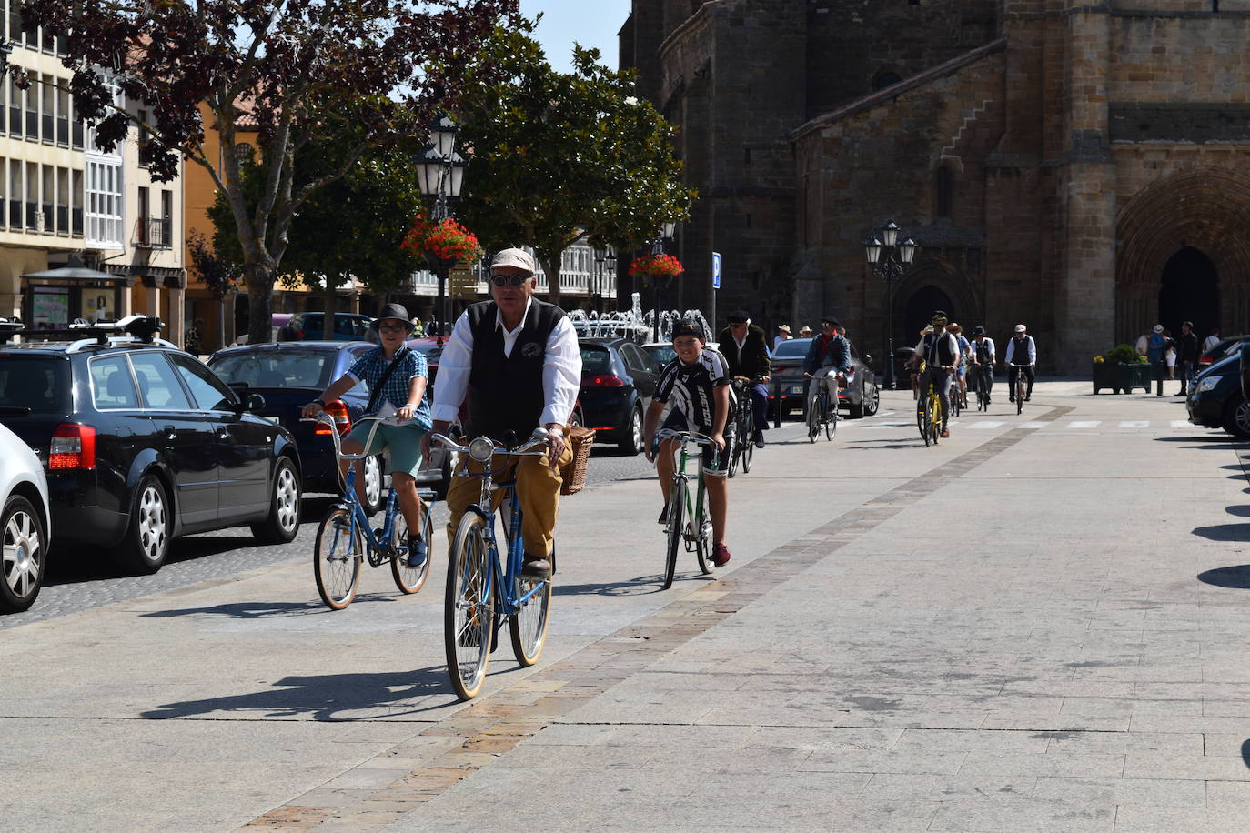 Fotos: Las bicicletas clásicas invaden Aguilar de Campoo