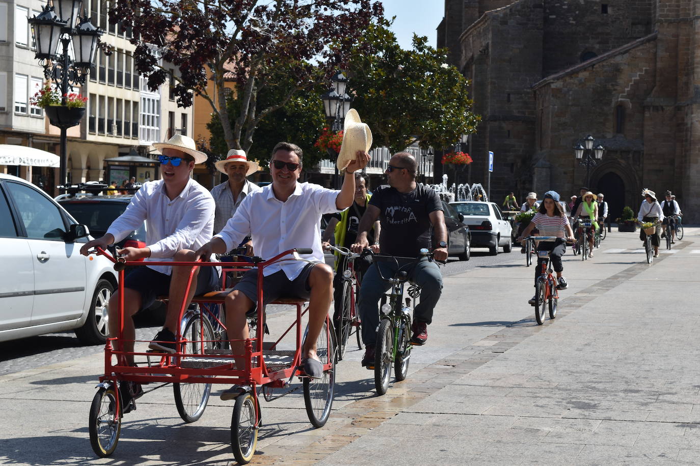 Fotos: Las bicicletas clásicas invaden Aguilar de Campoo