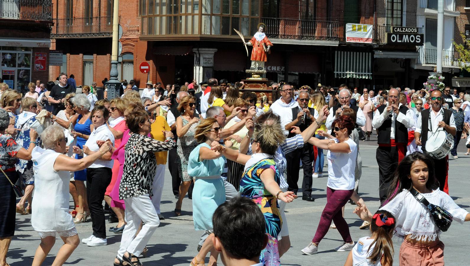Fotos: Misa y procesión de San Antolín en Medina del Campo