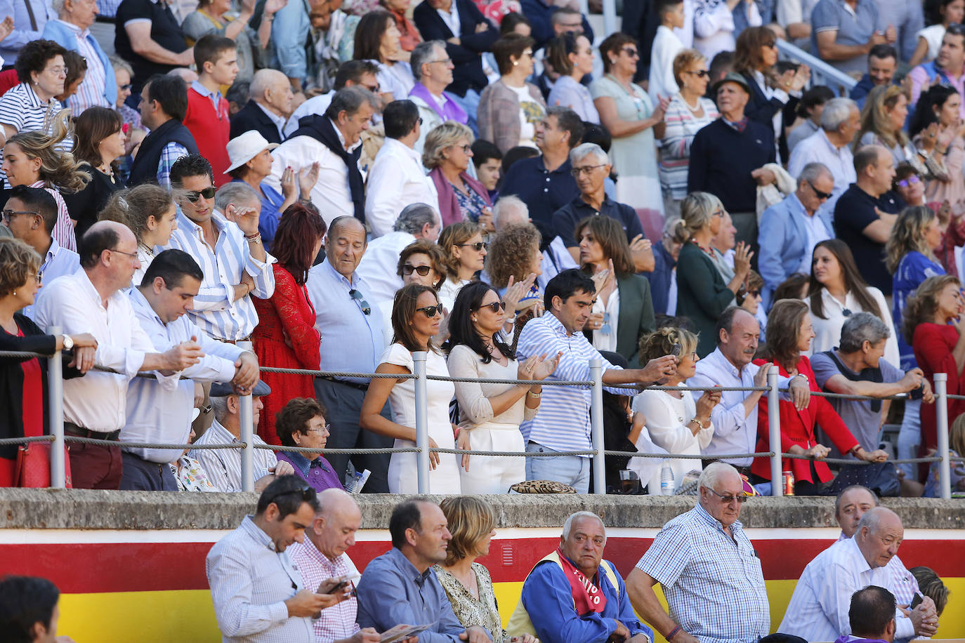 Fotos: Público en la última corrida de ferias