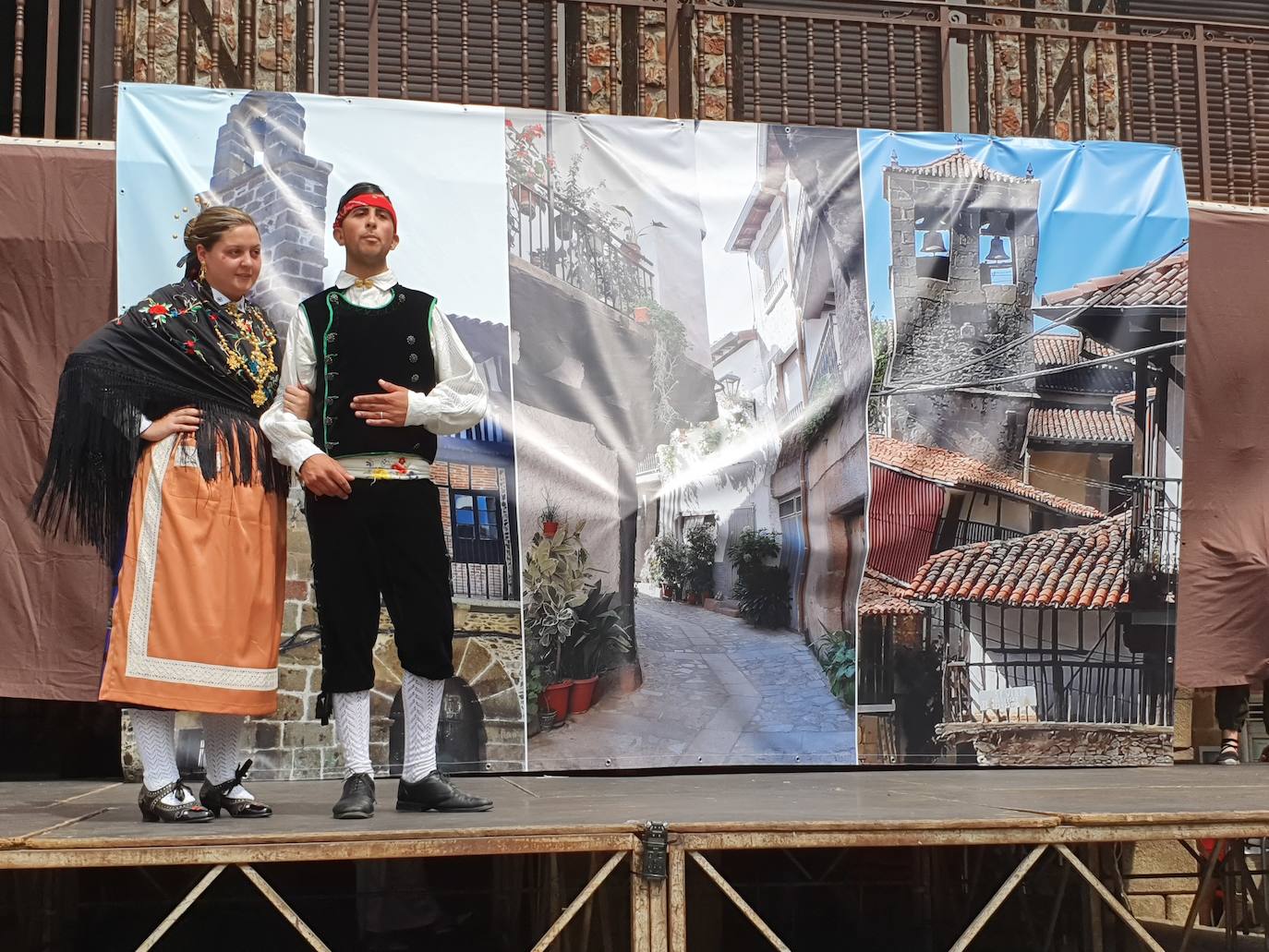 Fotos: Sotoserrano recupera la representación de la Loa