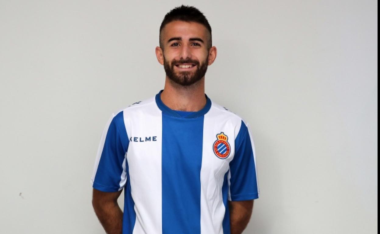 Ángel Sánchez, con la camiseta del Espanyol.