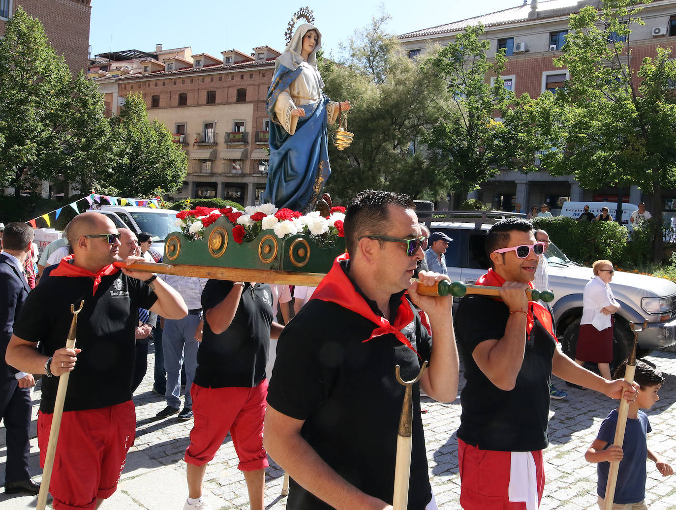 Fotos: Los camareros de Segovia celebran Santa Marta