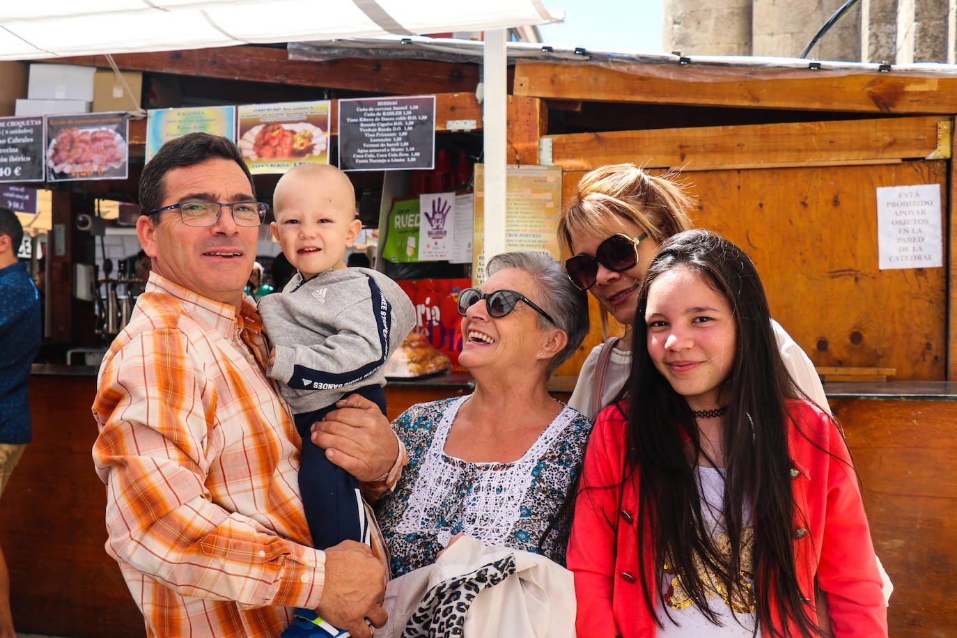 Fotos: Ambiente e inauguración de las casetas de la Feria de Día