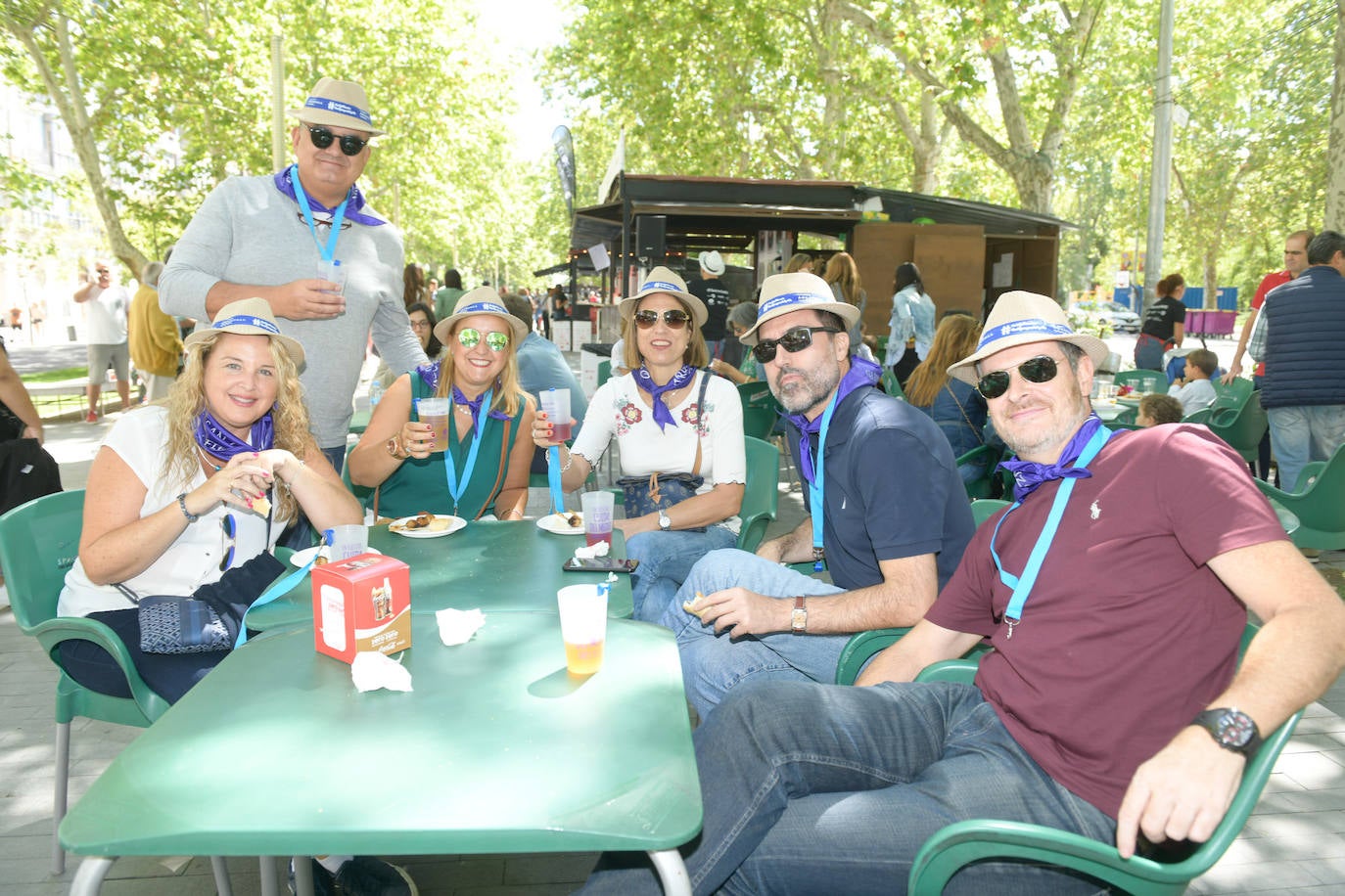 Fotos: Ambiente en las casetas de la feria de día