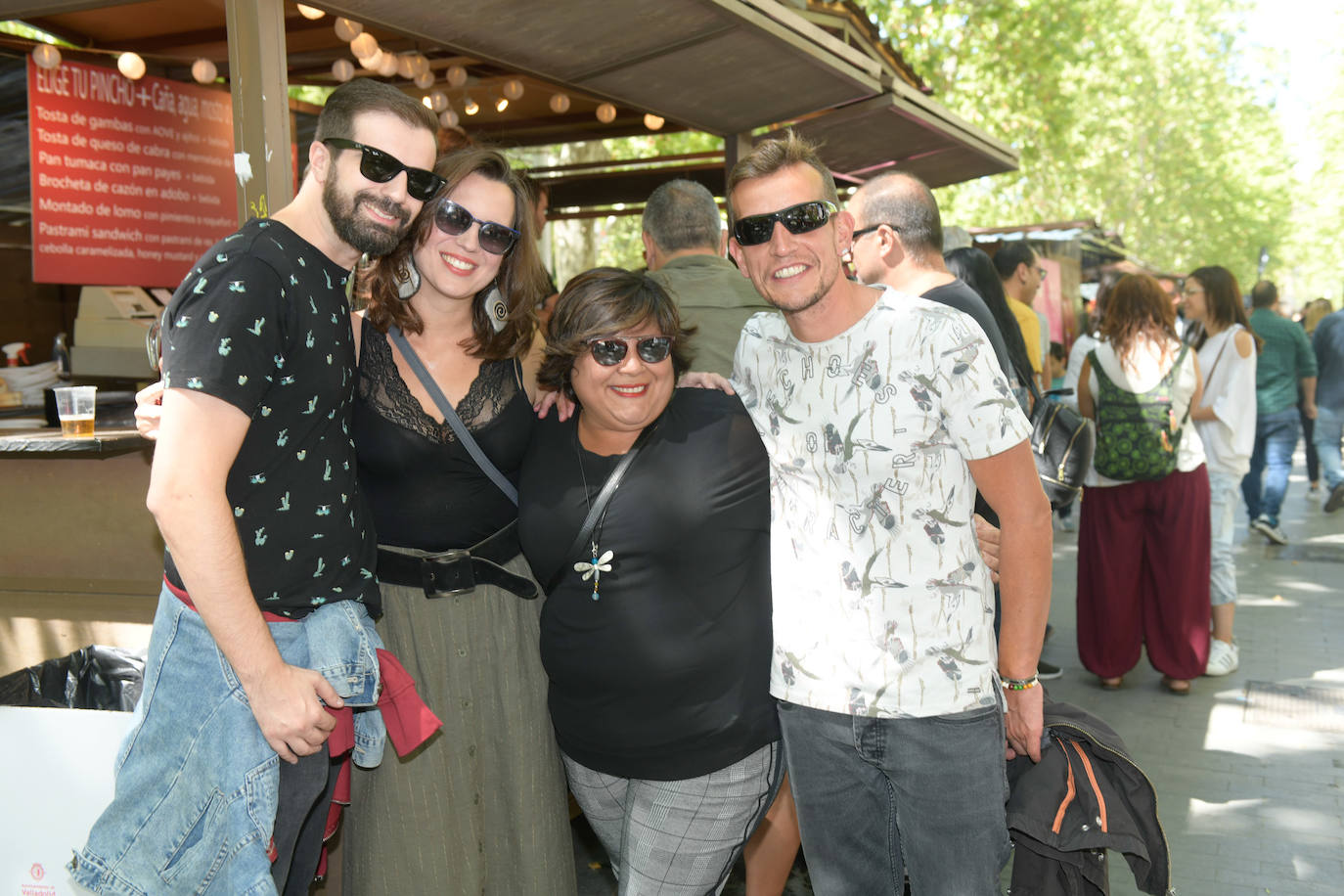 Fotos: Ambiente en las casetas de la feria de día