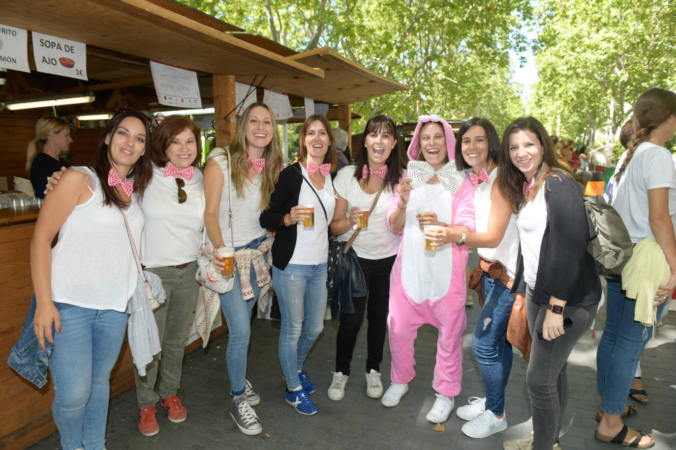 Fotos: Ambiente en las casetas de la feria de día