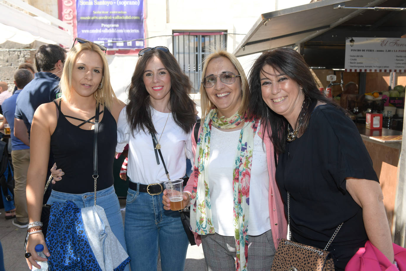Fotos: Ambiente en las casetas de la feria de día