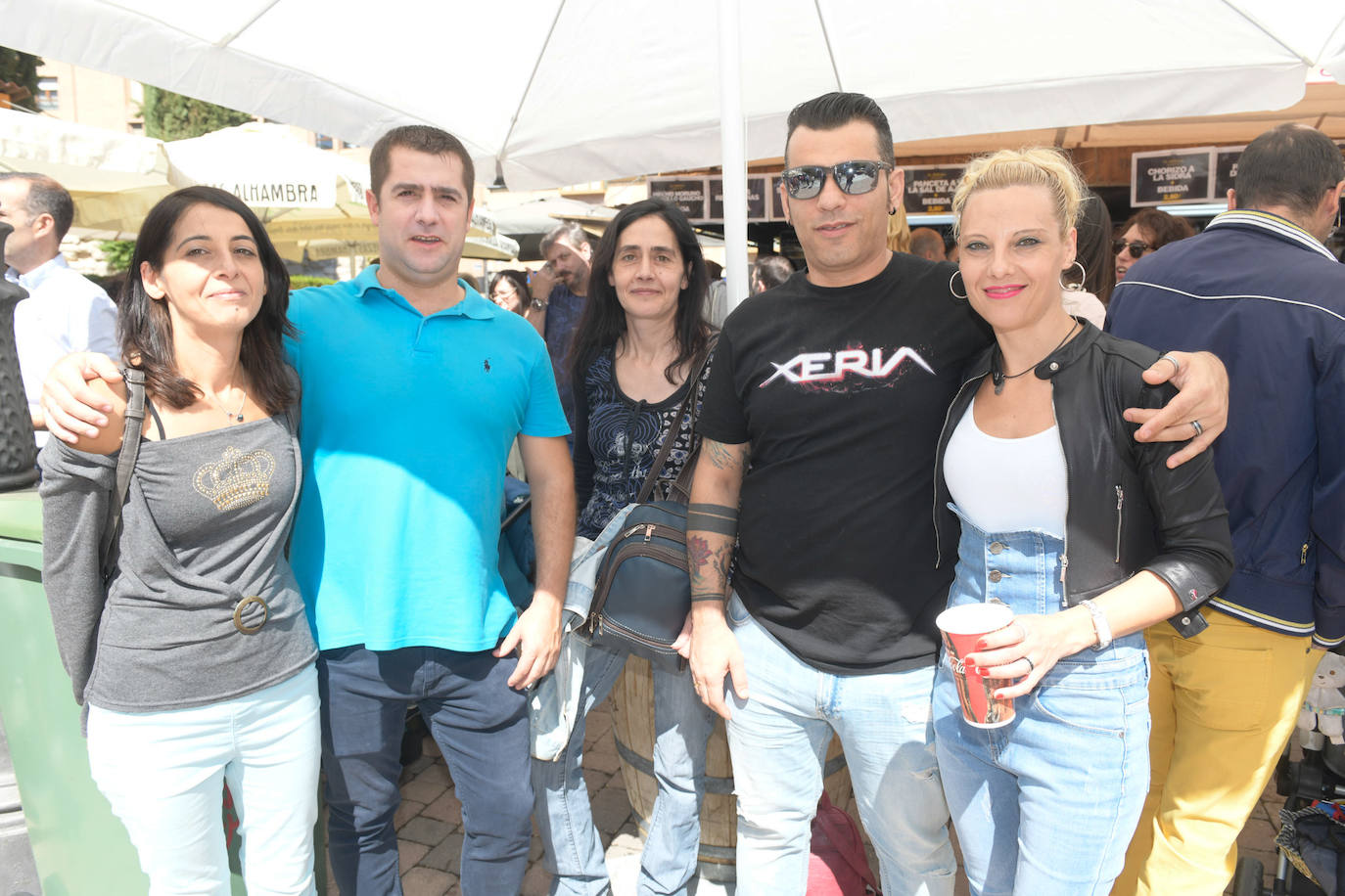 Fotos: Ambiente en las casetas de la feria de día