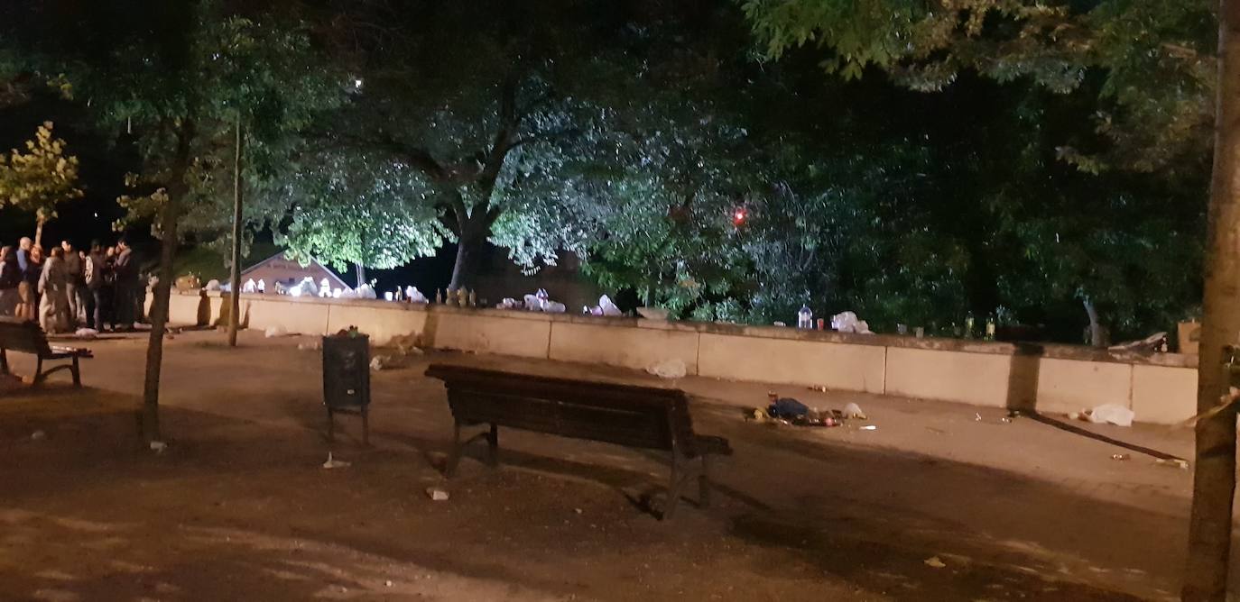 Fotos: Así quedaron las Moreras tras el primer viernes de fiestas de Valladolid