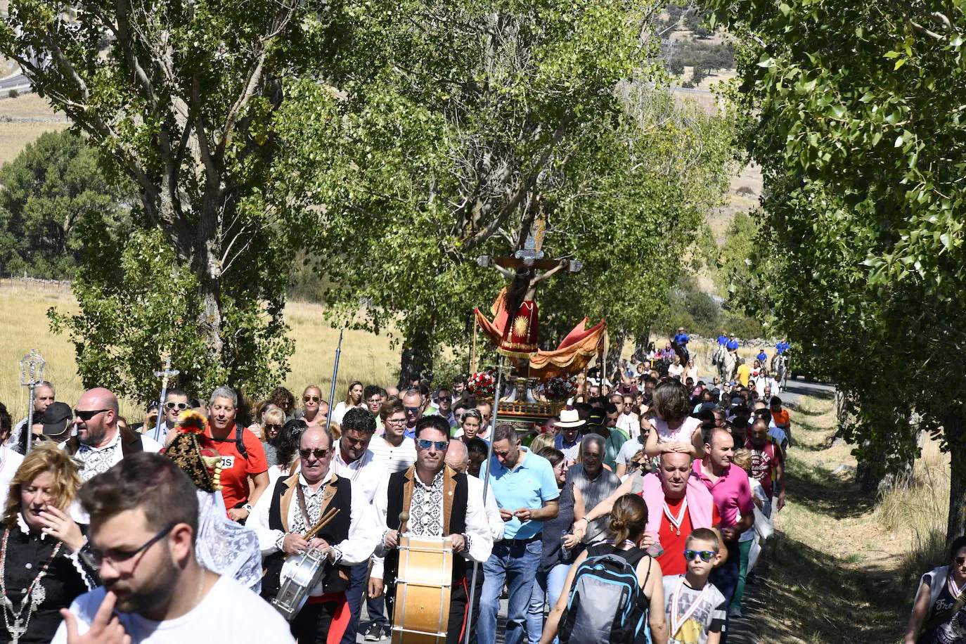 Fotos: Bajada del Cristo del Caloco en el Espinar