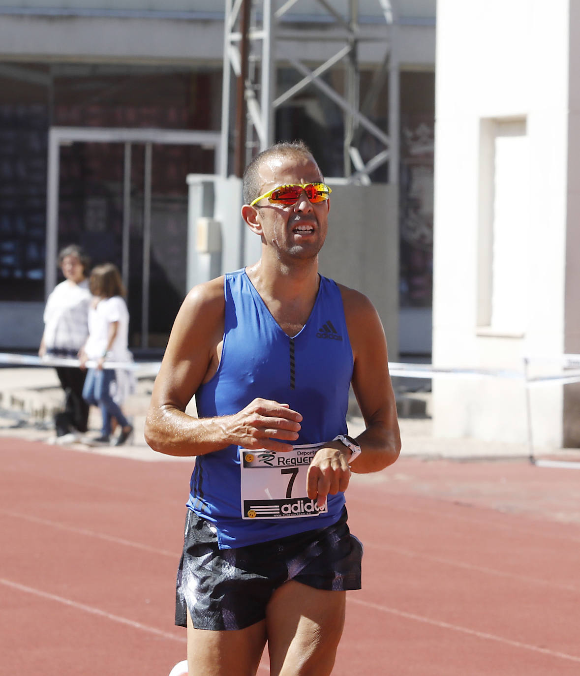 Fotos: XIII Carrera Urbana Adidas PMD en Palencia