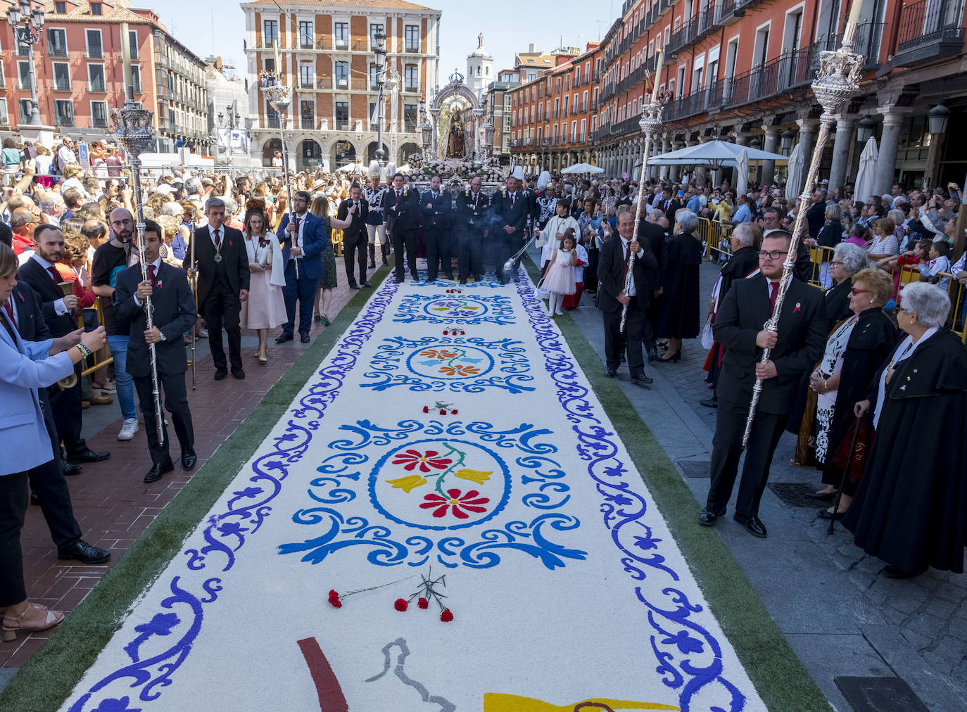 Fotos: Misa y procesión en honor a la Virgen de San Lorenzo