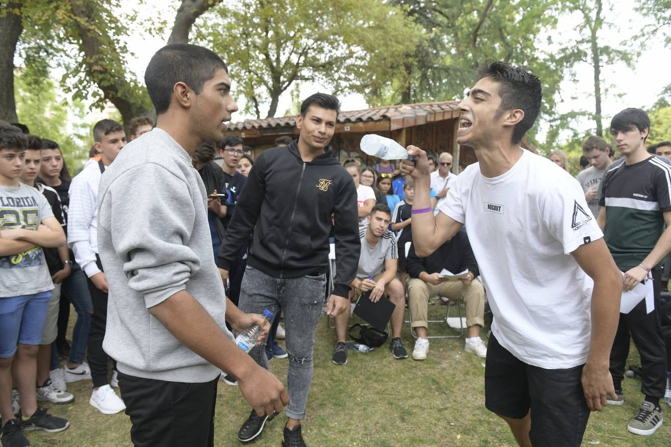 Fotos: Batalla de gallos en el Paseo de las Moreras