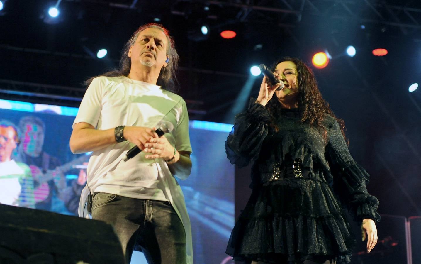 Fotos: Concierto de Camela en la Plaza Mayor de Valladolid