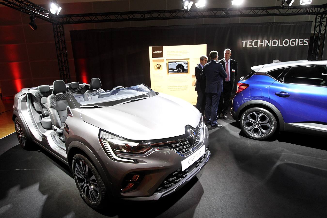 La compañía francesa presentó este martes en el Salón Internacional del Automóvil de Frankfurt uno de sus modelos más vendidos que se fabricará en la planta de Valladolid
