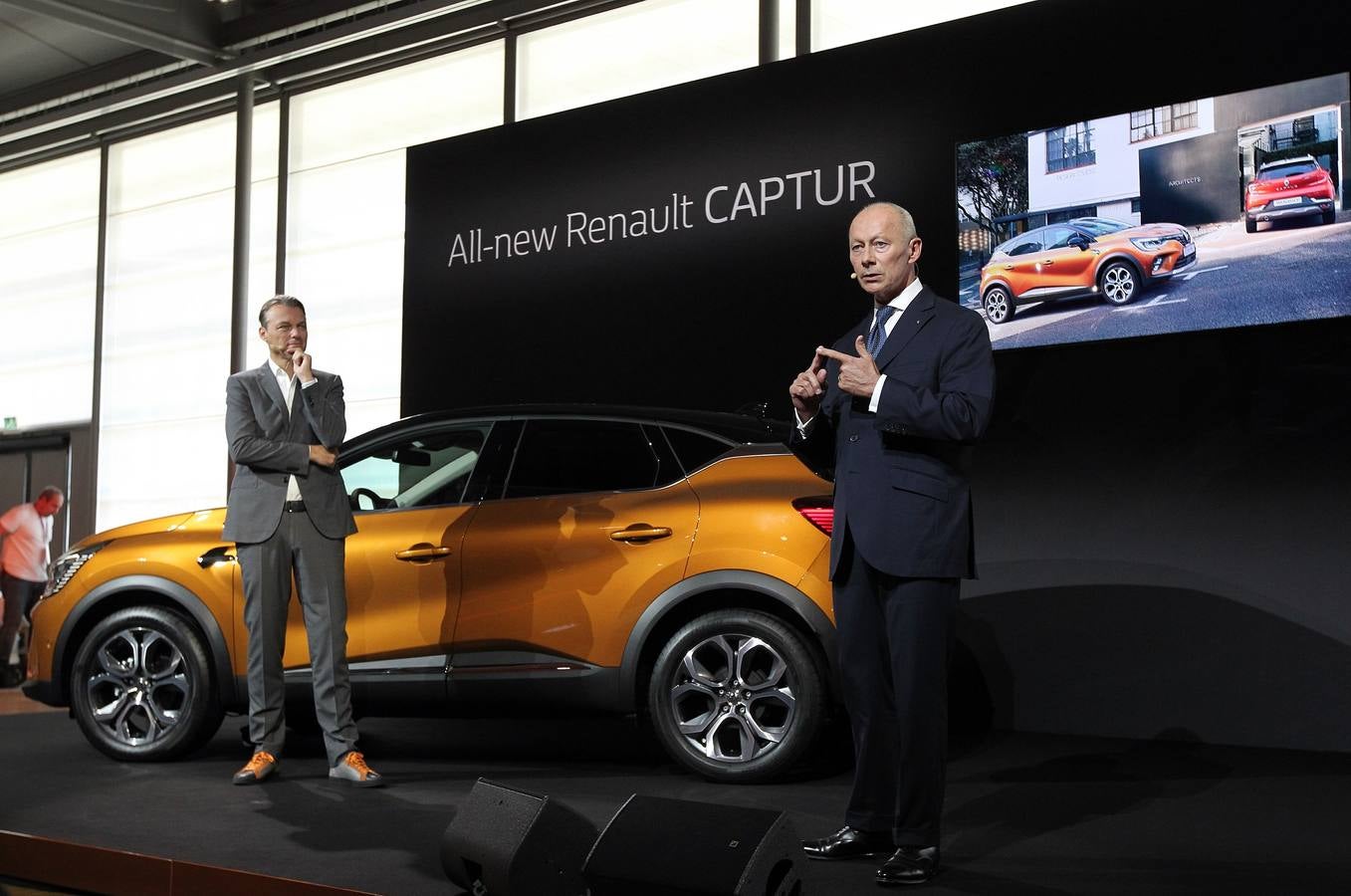 La compañía francesa presentó este martes en el Salón Internacional del Automóvil de Frankfurt uno de sus modelos más vendidos que se fabricará en la planta de Valladolid