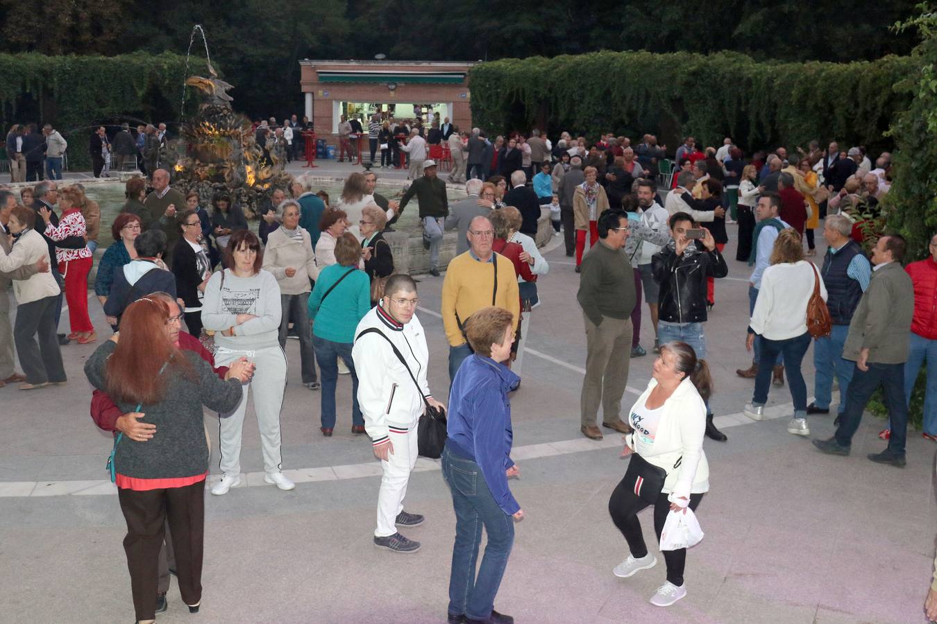 Con la actuación de la Orquesta Tentación