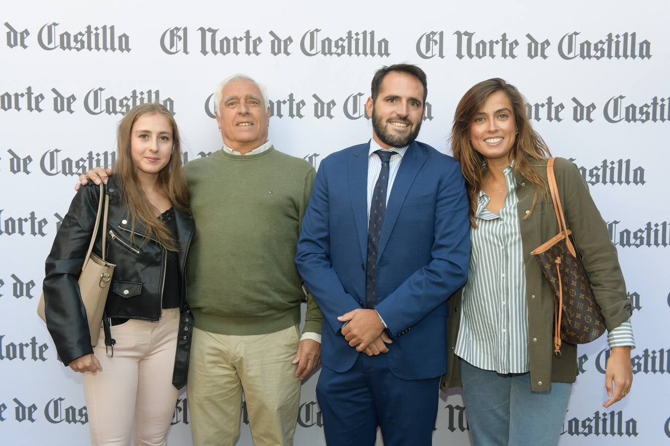 Paula Sambade, Francisco Corzo, Manuel Corzo (Banco Sabadell) y Marta Fernández.