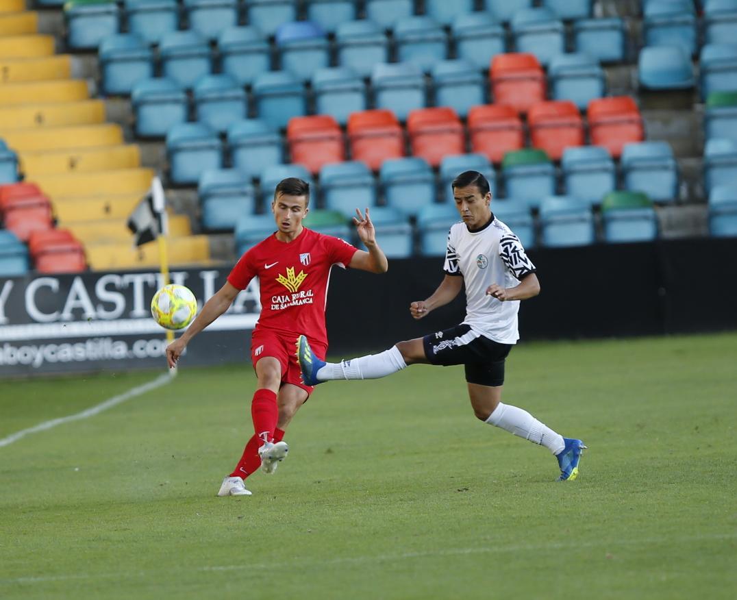 Fotos: Derbi entre el Salamanca CF UDS B y la UD Santa Marta