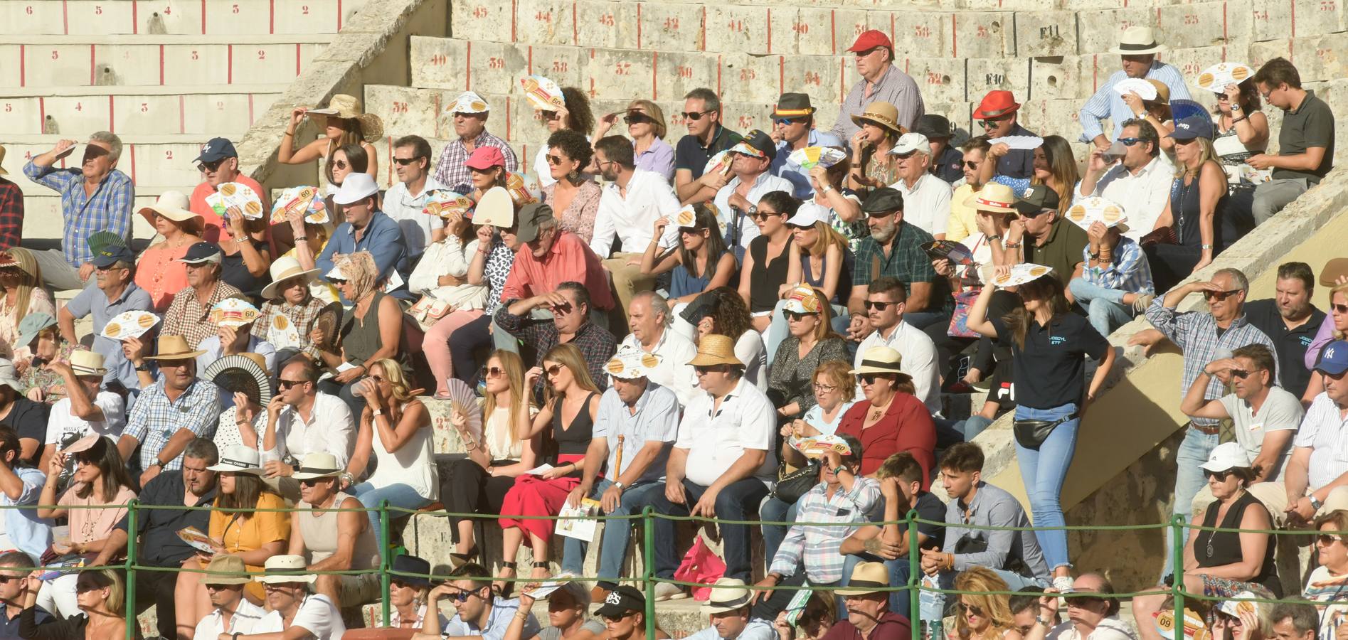 Con toros de la ganadería de Garcigrande, para Ponce, El Juli y Pablo Aguado