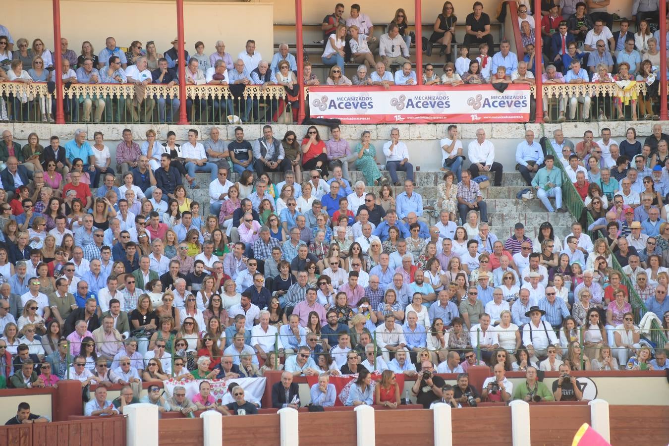 Con toros de la ganadería de Garcigrande, para Ponce, El Juli y Pablo Aguado