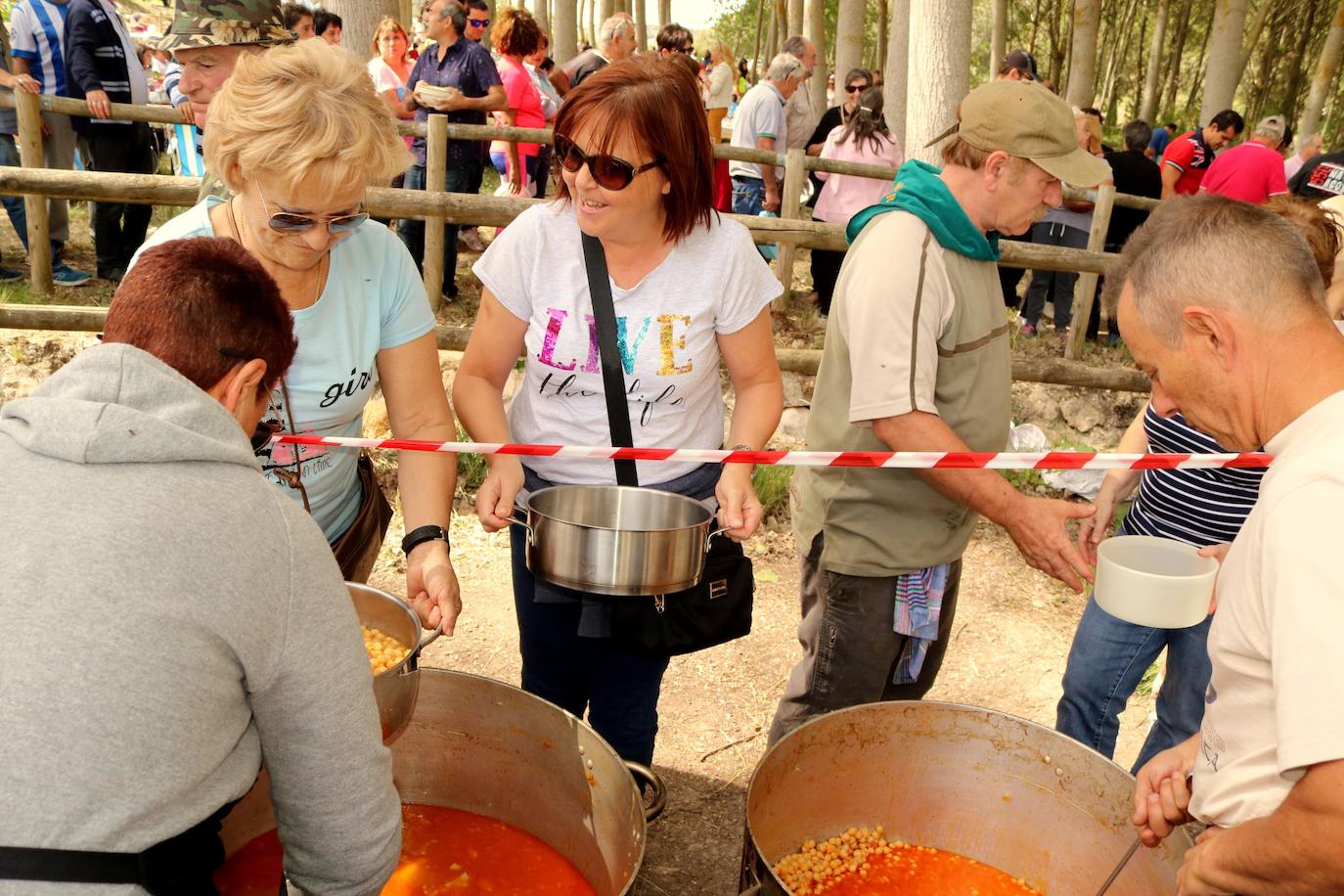 Degustación de cocido en recuerdo a los montaneros.