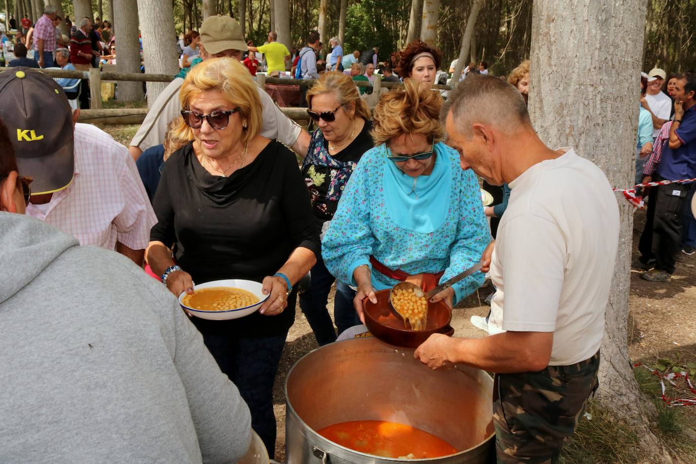 Degustación de cocido en recuerdo a los montaneros.