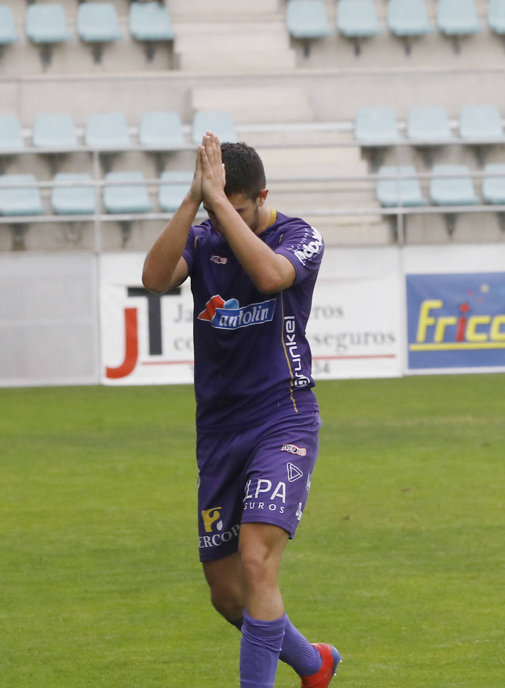 Empate entre Palencia Cristo Atlético y Atlético Tordesillas en la Balastera. 