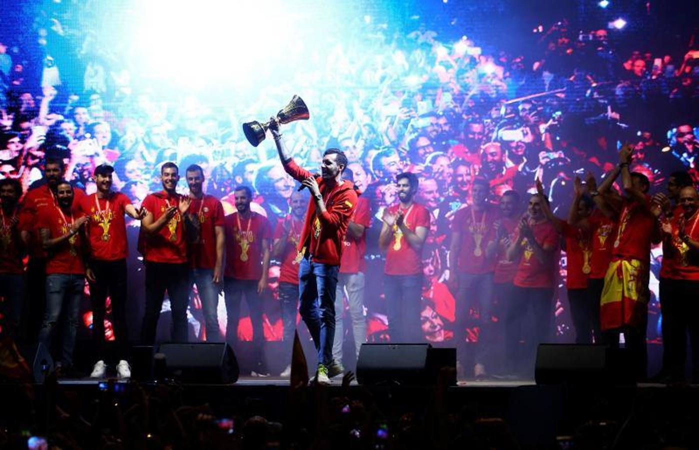 La selección española de baloncesto celebró en Madrid y por todo lo alto la segunda corona mundial de su historia