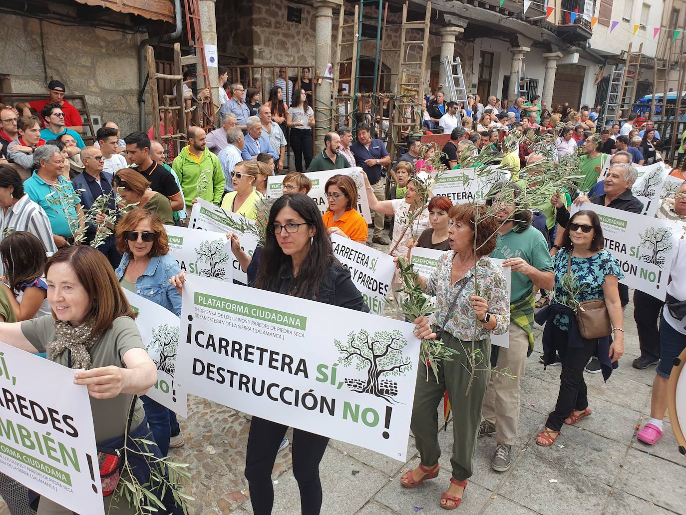 Fotos: Día del Toro en las fiestas de San Esteban de la Sierra