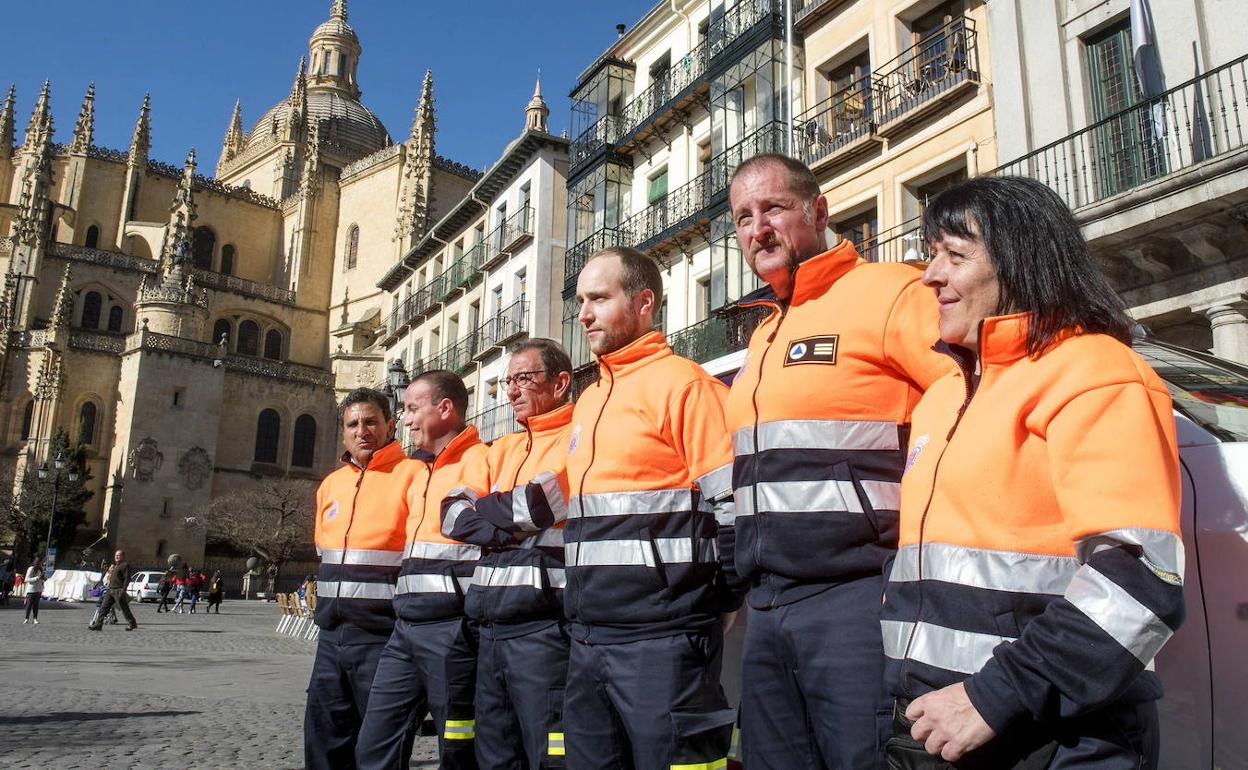 Parte de los miembros de la Agrupación de Voluntarios de Protección Civil del Ayuntamiento de Segovia, el pasado febrero en su presentación. 