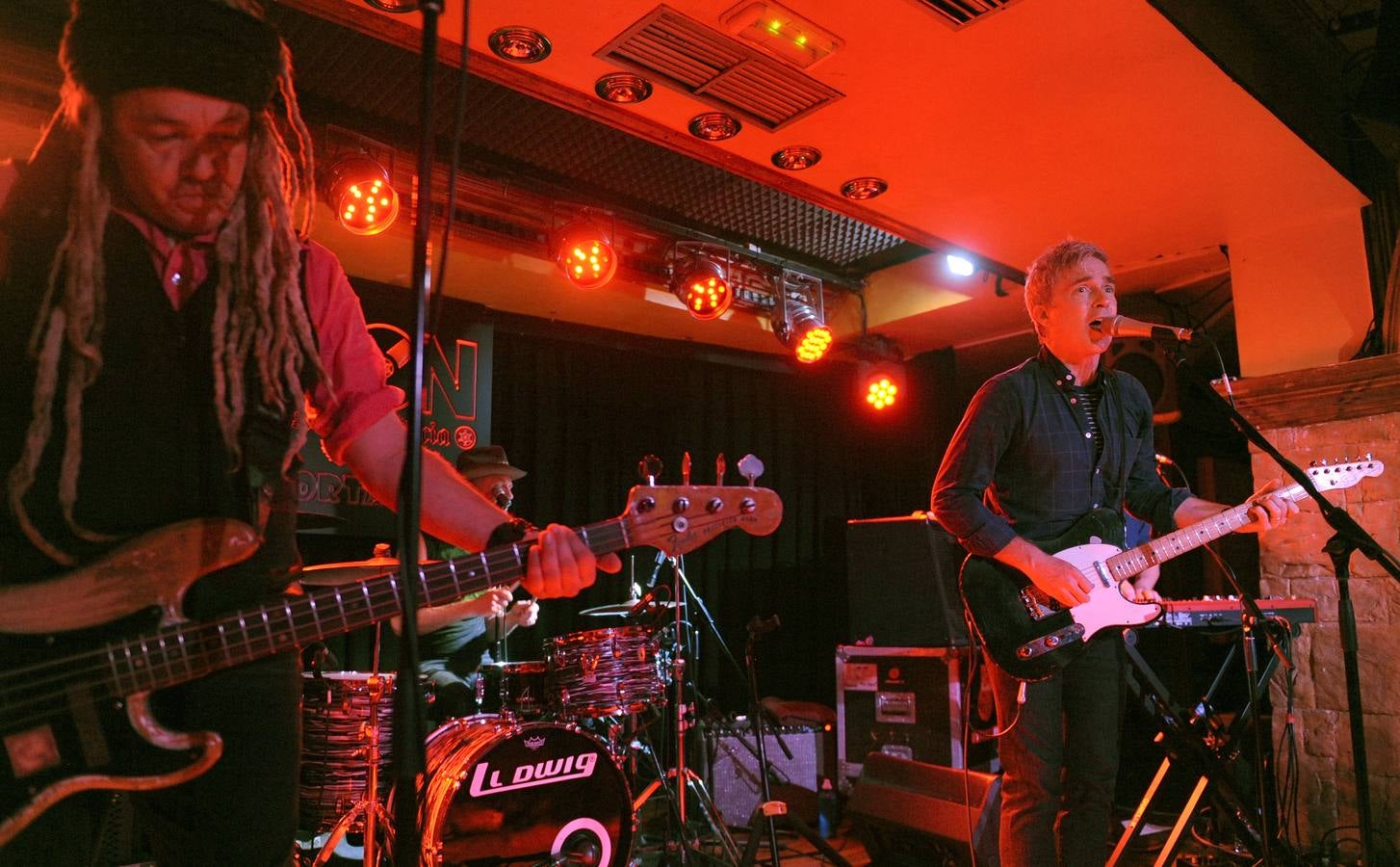 Fotos: Concierto de Nada Surf en la sala Porta Caeli de Valladolid