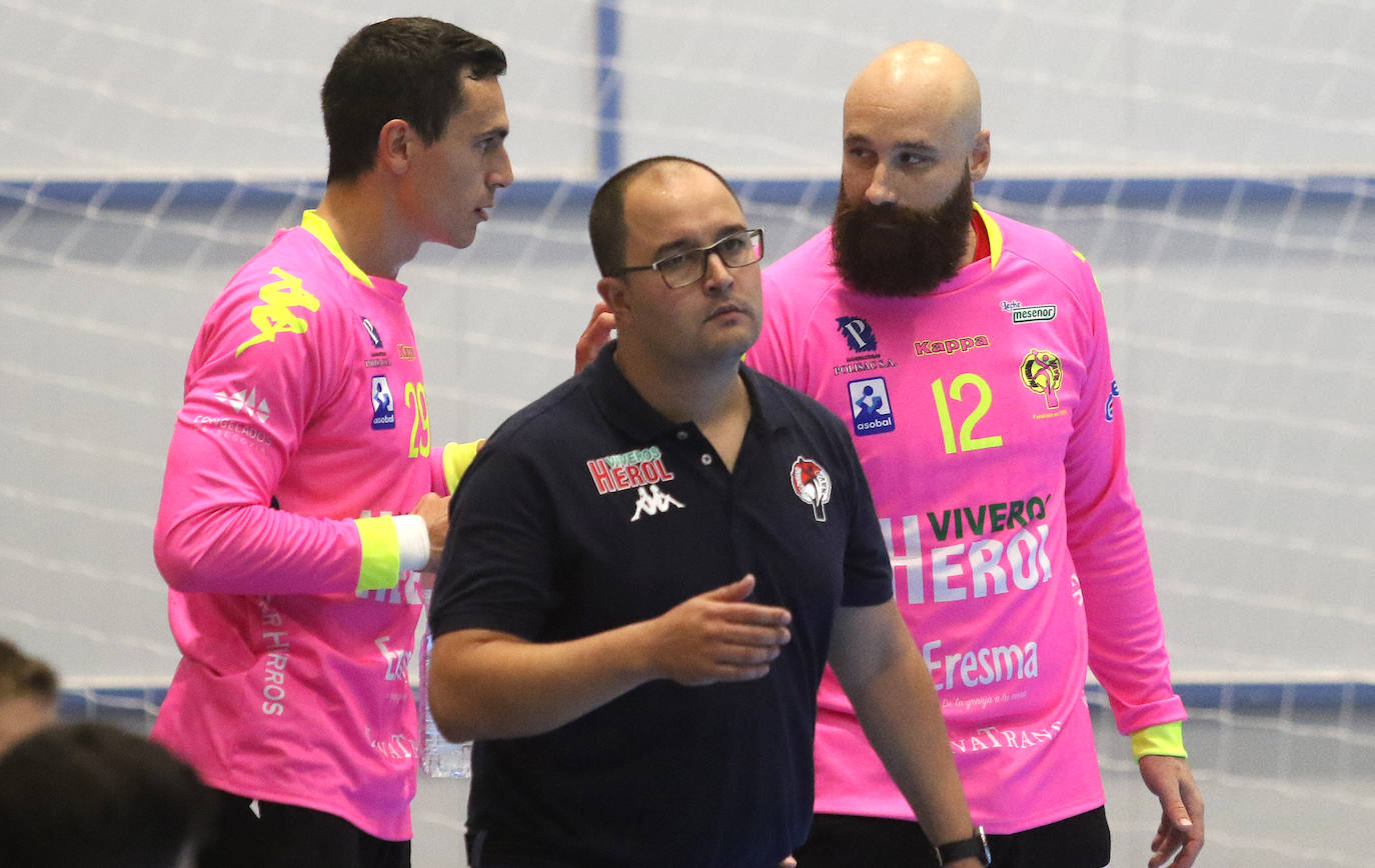 Partido entre el Balonmano Nava y el Guadalajara ANTONIO DE TORRE