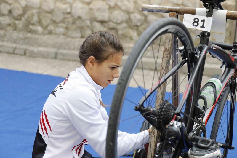 Fotos: Un centenar de atletas desafían a la lluvia en Valbuena de Duero (1/2)