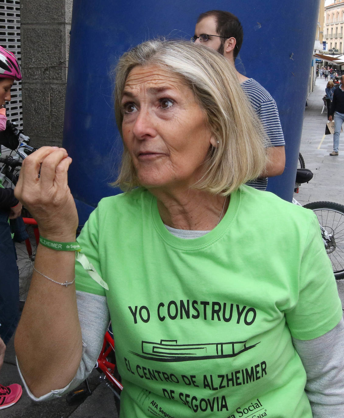 Fotos: Marcha ciclista organizada por la Asociacion contra el Alzheimer de Segovia