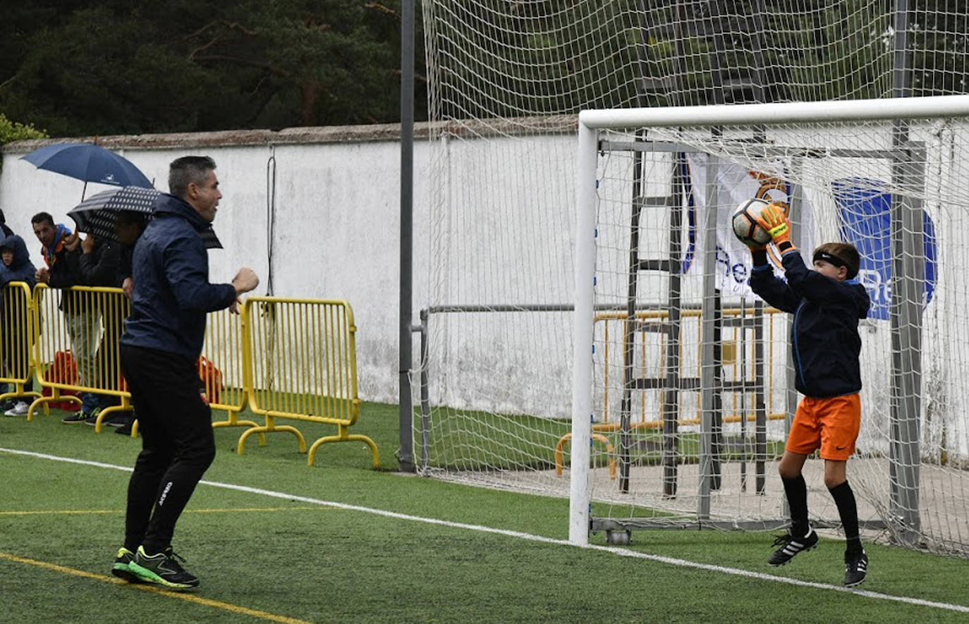 Fotos: Jornada del sábado en la Pinares Cup que se celebra en El Espinar