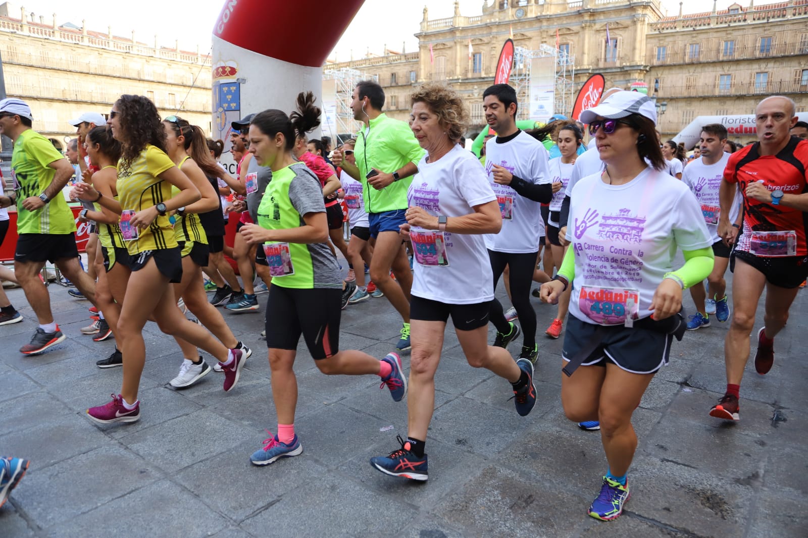 Fotos: IV Carrera contra la violencia de género en Salamanca
